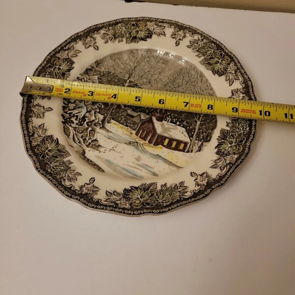 Johnson Brothers FRIENDLY VILLAGE Dinner Plates 9 7/8" The School House (3pc)